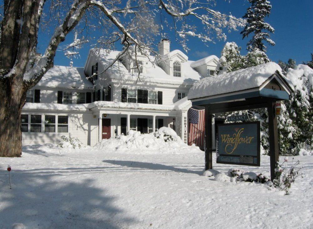 Windflower Inn Грейт Барингтън Екстериор снимка