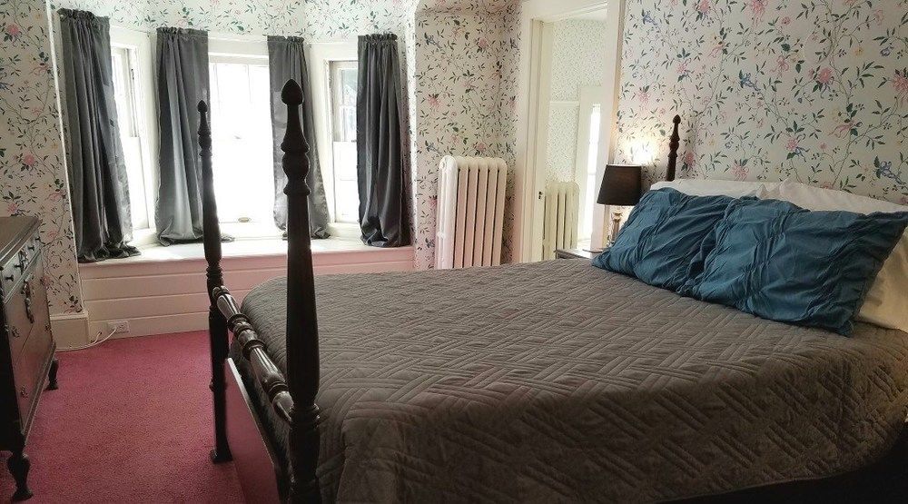 Windflower Inn Грейт Барингтън Екстериор снимка