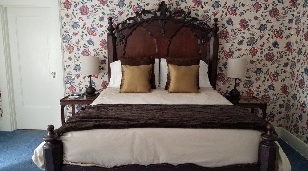 Windflower Inn Грейт Барингтън Екстериор снимка