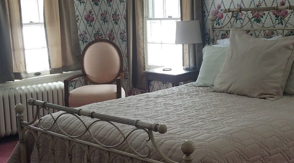 Windflower Inn Грейт Барингтън Екстериор снимка